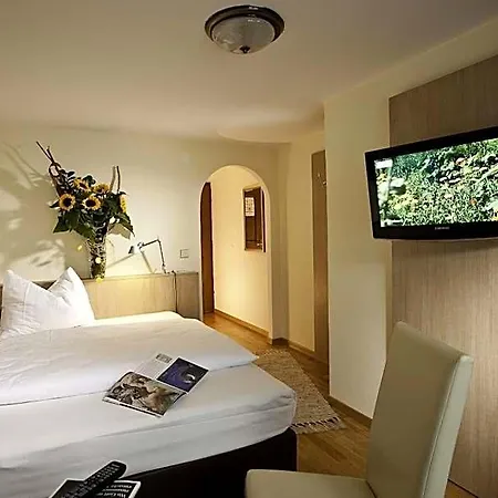 Отель Hartlwirt Gasthof-hotel